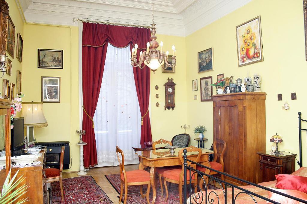 Budapest Tourist Apartments - Jozsef Koerut Номер фото