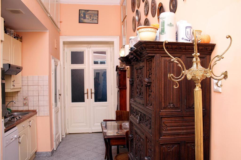 Budapest Tourist Apartments - Jozsef Koerut Экстерьер фото